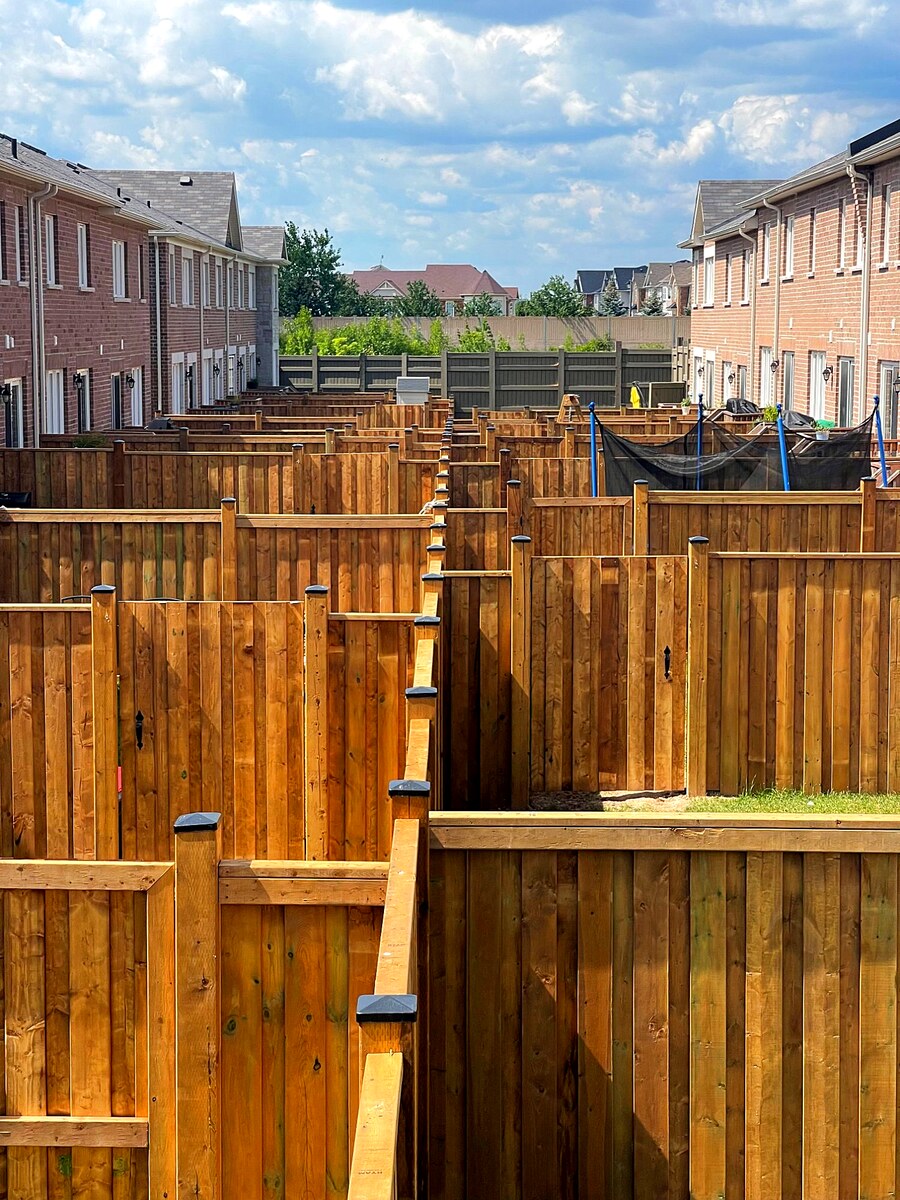 Cedar Fence Townhouse Development