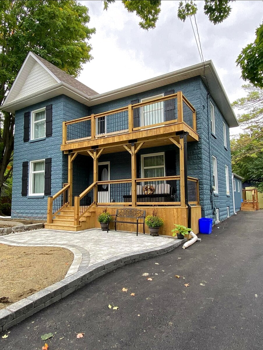Double-Level Cedar Deck and Front Porch
