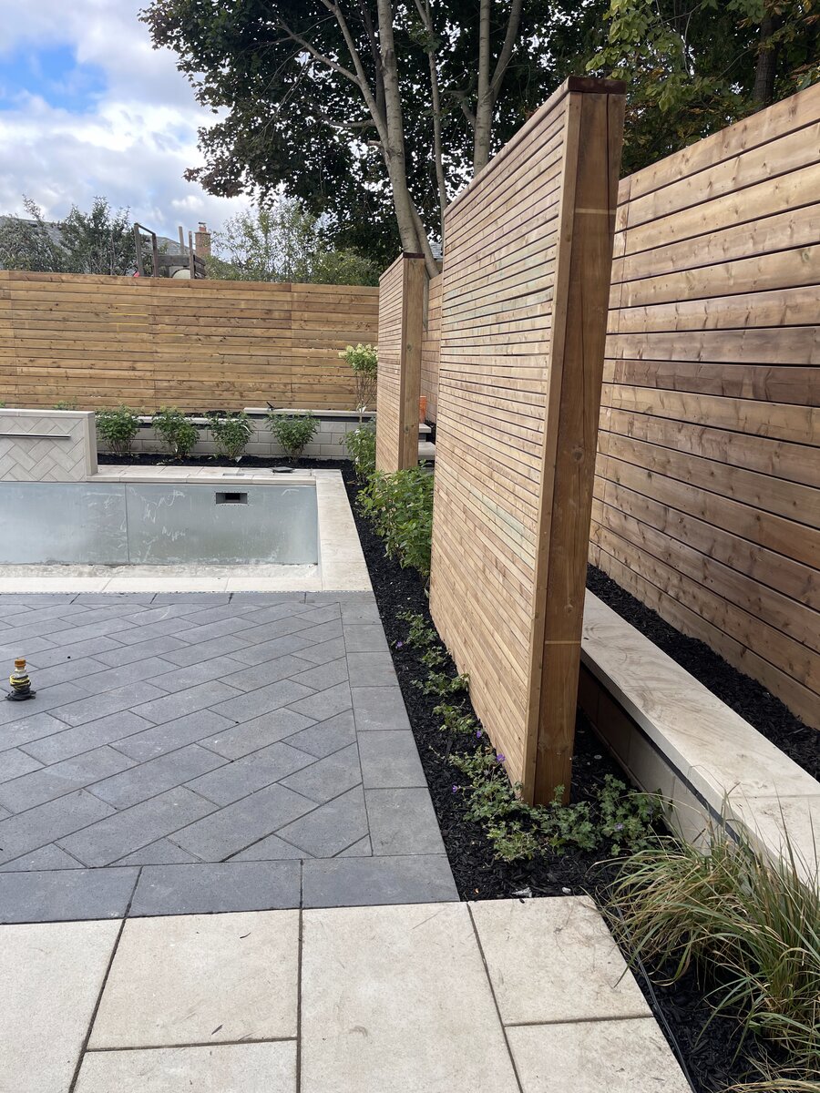 Cedar Horizontal Slat Fence